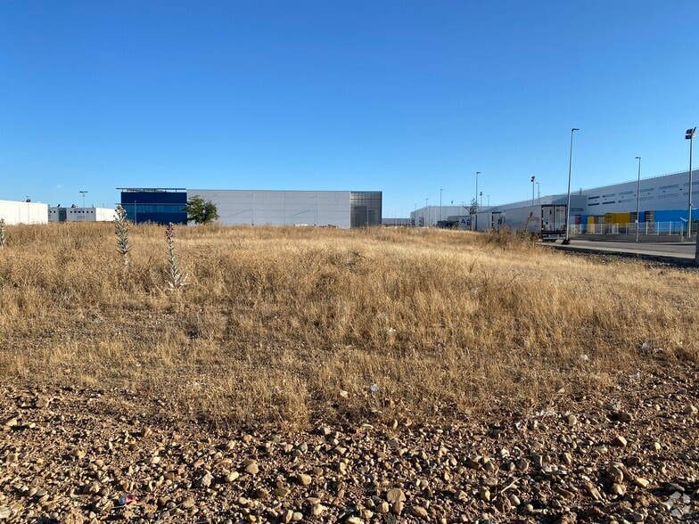 Avenida de los Artesanos, 5, San Fernando de Henares, Madrid for sale - Primary Photo - Image 1 of 2