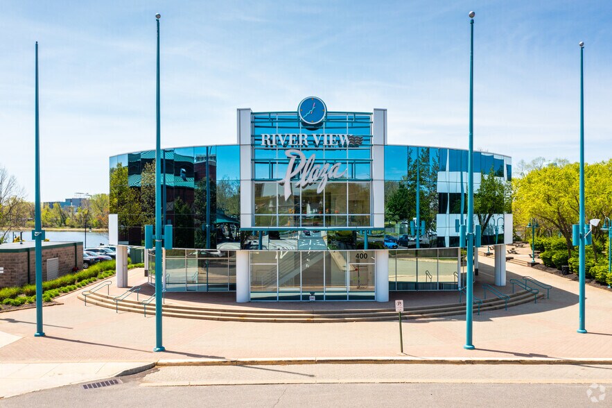 400 Riverview Plz, Trenton, NJ for lease - Building Photo - Image 3 of 16