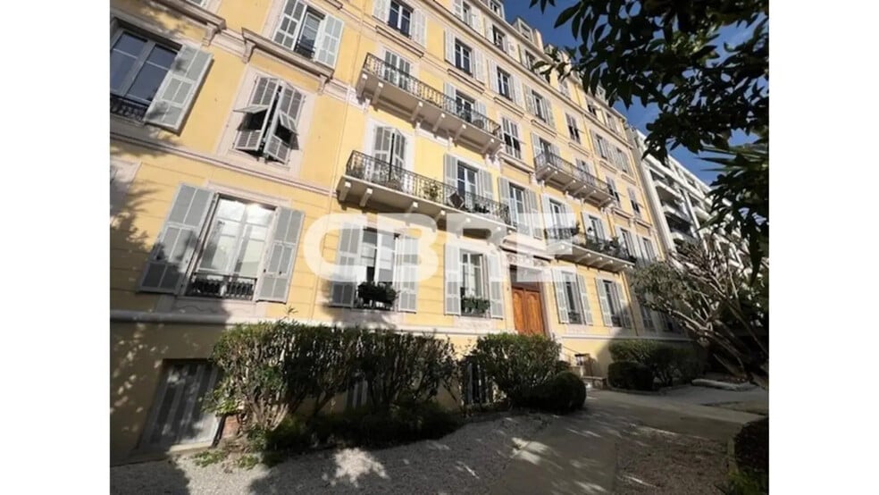 Office in Nice for lease - Building Photo - Image 1 of 25