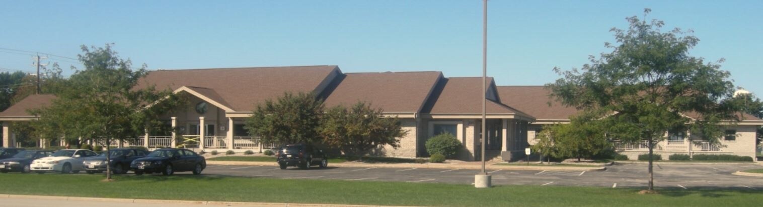 321-333 S Nicolet Rd, Appleton, WI for sale Building Photo- Image 1 of 1