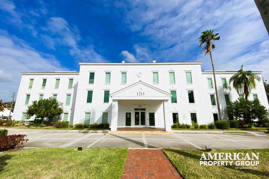 1215 S East Ave, Sarasota, FL for sale - Building Photo - Image 1 of 18