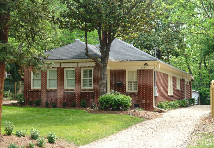 2967 Grandview Ave, Atlanta, GA for sale - Primary Photo - Image 1 of 1
