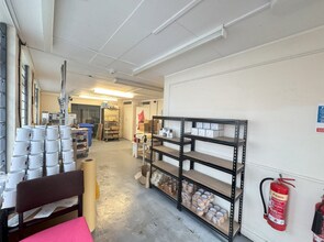 Salmon Para, Bridgwater for lease Interior Photo- Image 1 of 6