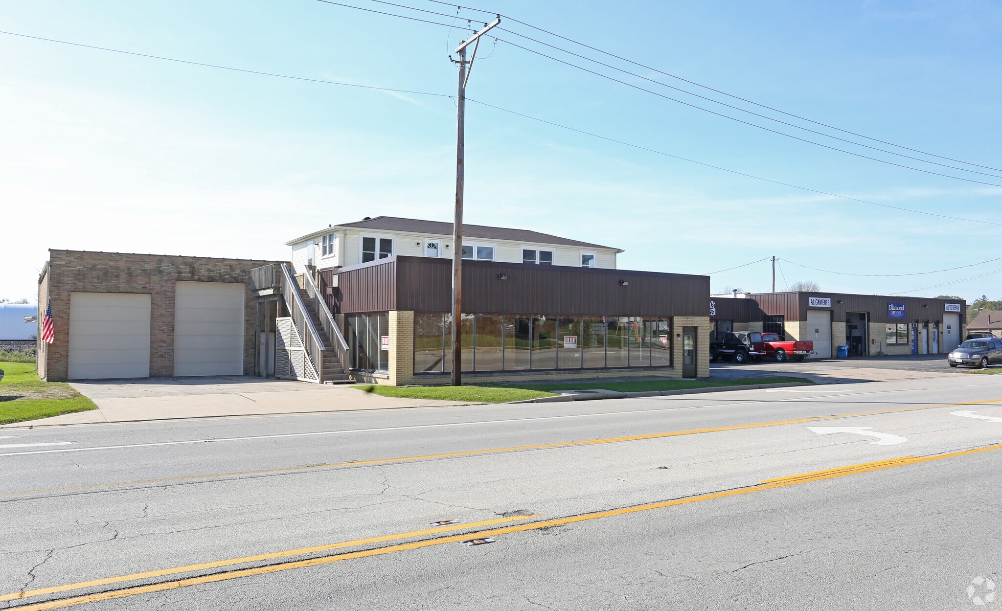 651 E Lincoln Ave, Hinckley, IL 60520