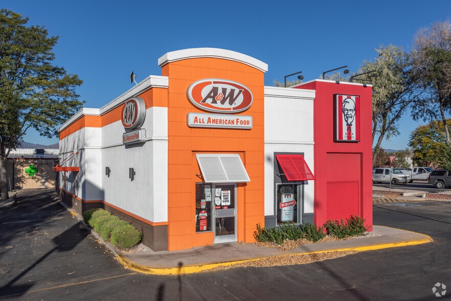 3775 Austin Bluffs Pky, Colorado Springs, CO for sale - Primary Photo - Image 1 of 2