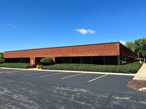 1902 Fox Dr, Champaign, IL for lease Building Photo- Image 2 of 3