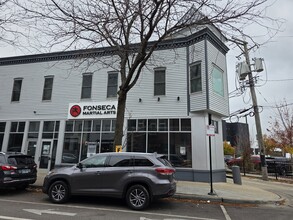 2329 W Belmont Ave, Chicago, IL for lease Interior Photo- Image 2 of 22