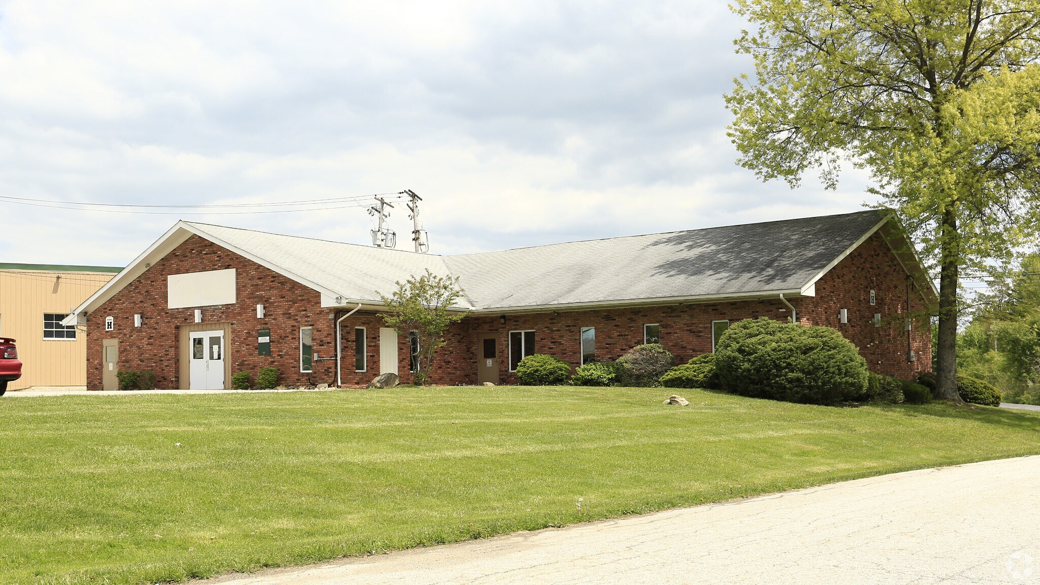 12375 Kinsman Rd, Newbury, OH for lease Primary Photo- Image 1 of 10