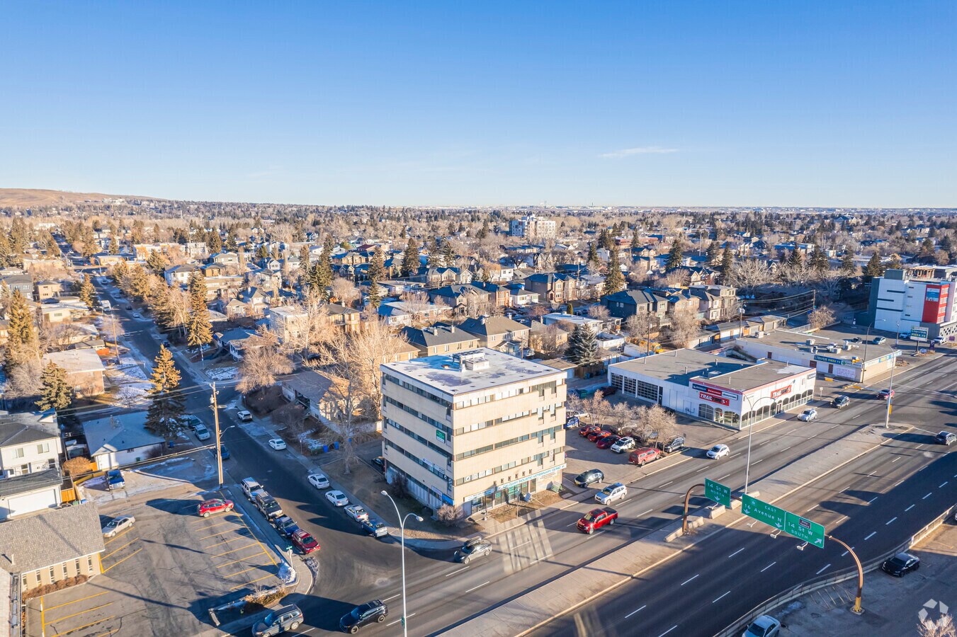 1640 16th Ave NW, Calgary, AB T2M 0L6