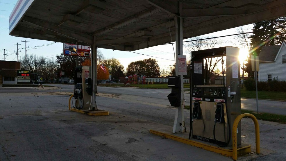 500 N Monroe St, Abingdon, IL for sale - Primary Photo - Image 1 of 1