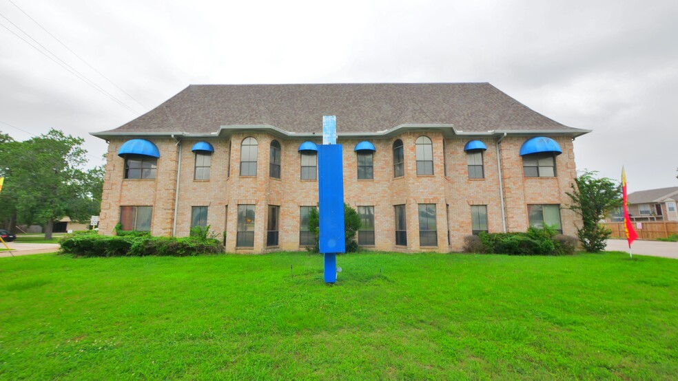 16422 Stuebner Airline Rd, Spring, TX for sale - Building Photo - Image 1 of 1