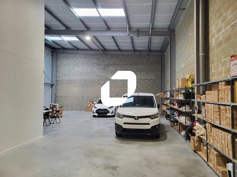 Office in Mérignac for lease - Interior Photo - Image 2 of 8