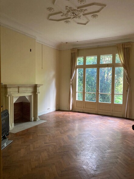 Office in Bordeaux for sale - Building Photo - Image 1 of 23