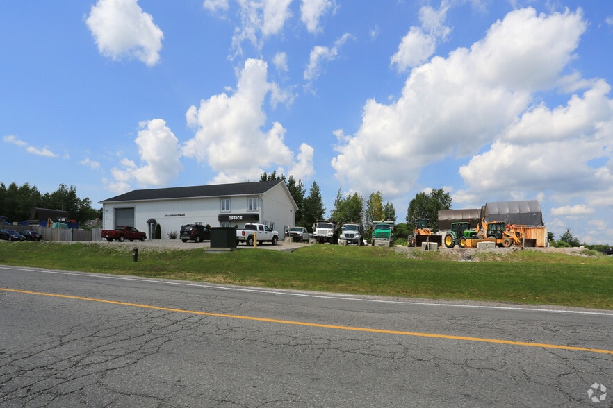 218 Lockhart Rd, Barrie, ON for sale - Building Photo - Image 2 of 2