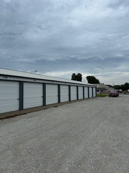 Onawa Self Storage portfolio of 3 properties for sale on LoopNet.com - Building Photo - Image 2 of 12