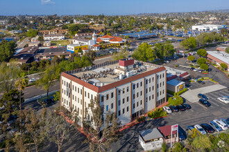 550 W Vista Way, Vista, CA - aerial  map view