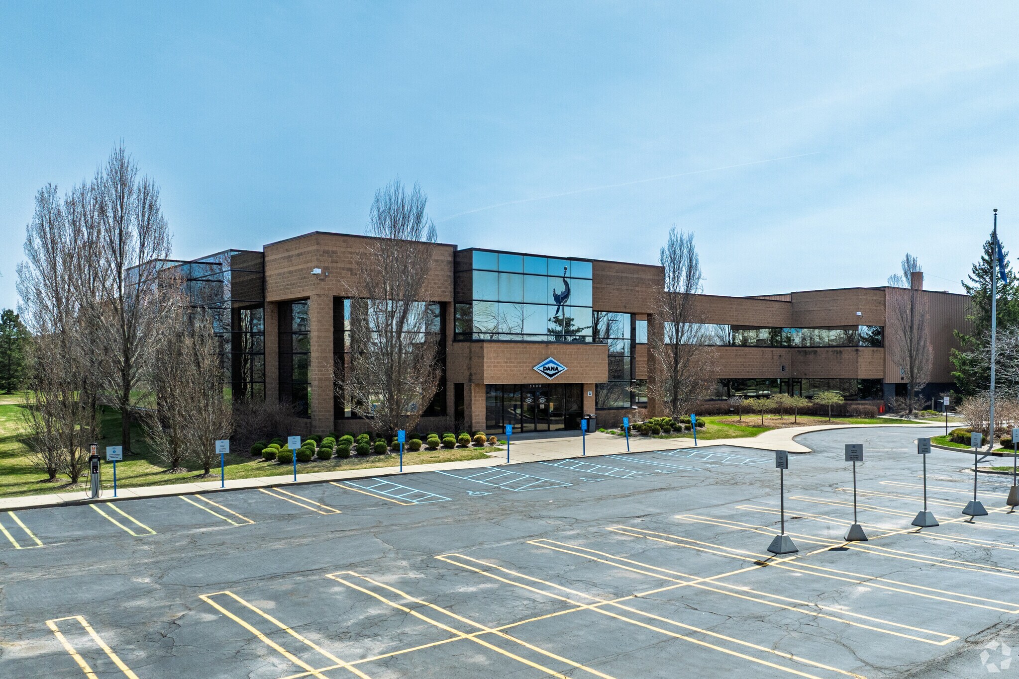 3600 Giddings Rd, Auburn Hills, MI for sale Primary Photo- Image 1 of 1