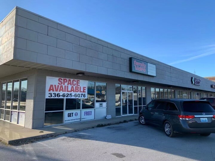 301 N Main St, Russellville, KY 42276 Retail for Lease