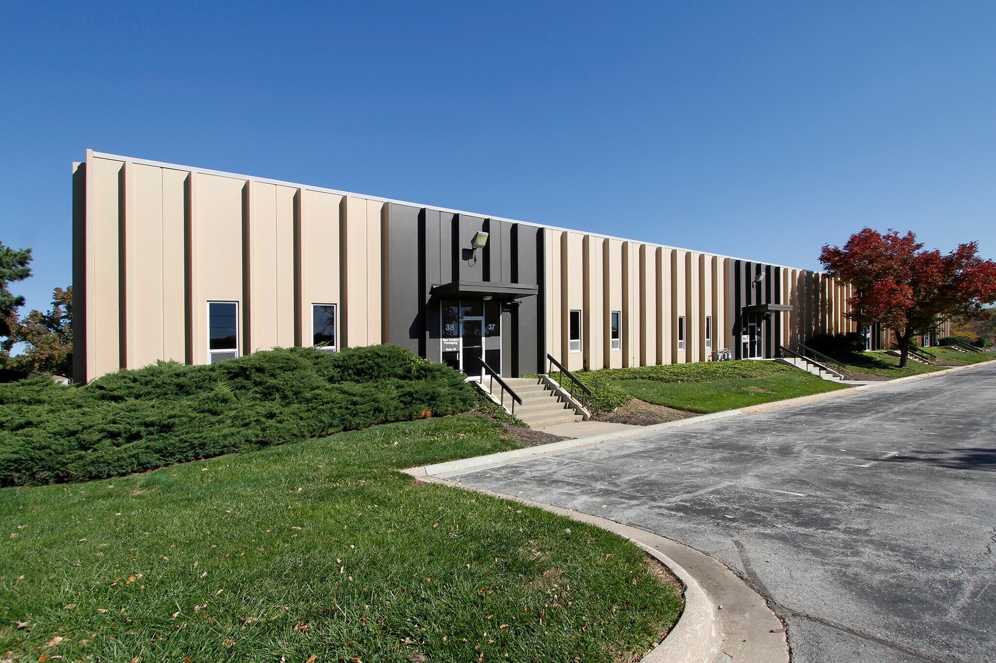 9900 Pflumm Rd, Lenexa, KS for sale Building Photo- Image 1 of 1