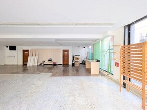 Retail in Alcanar, Tarragona for lease Interior Photo- Image 2 of 4