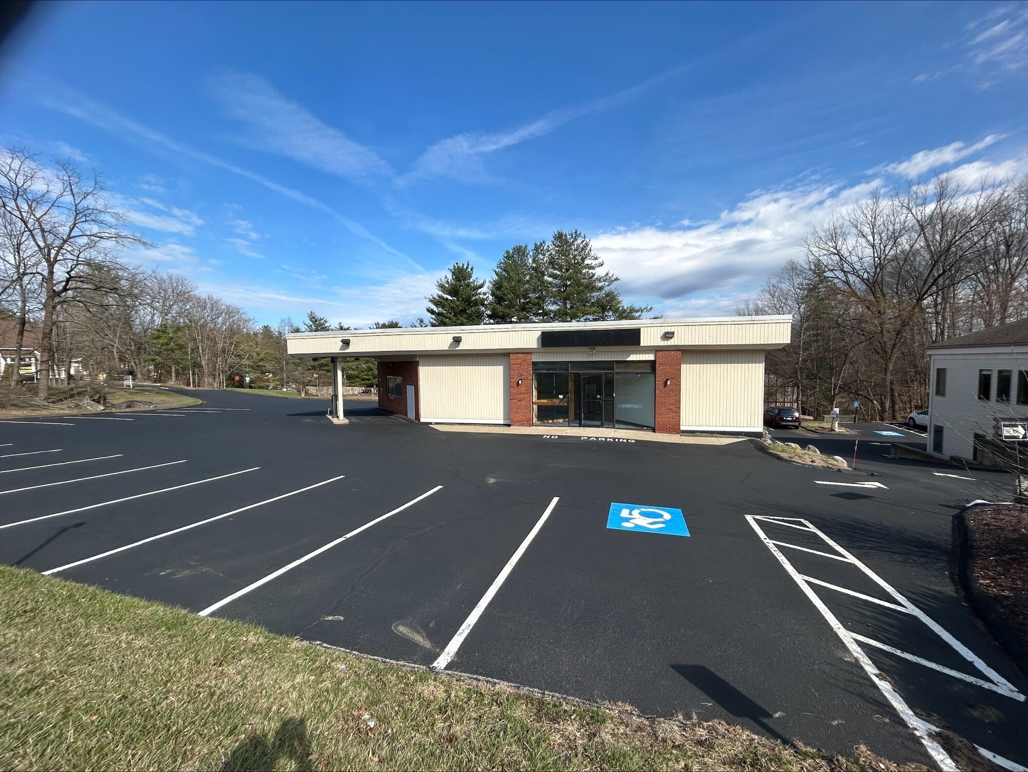 247 Federal Rd, Brookfield, CT for lease Building Photo- Image 1 of 27