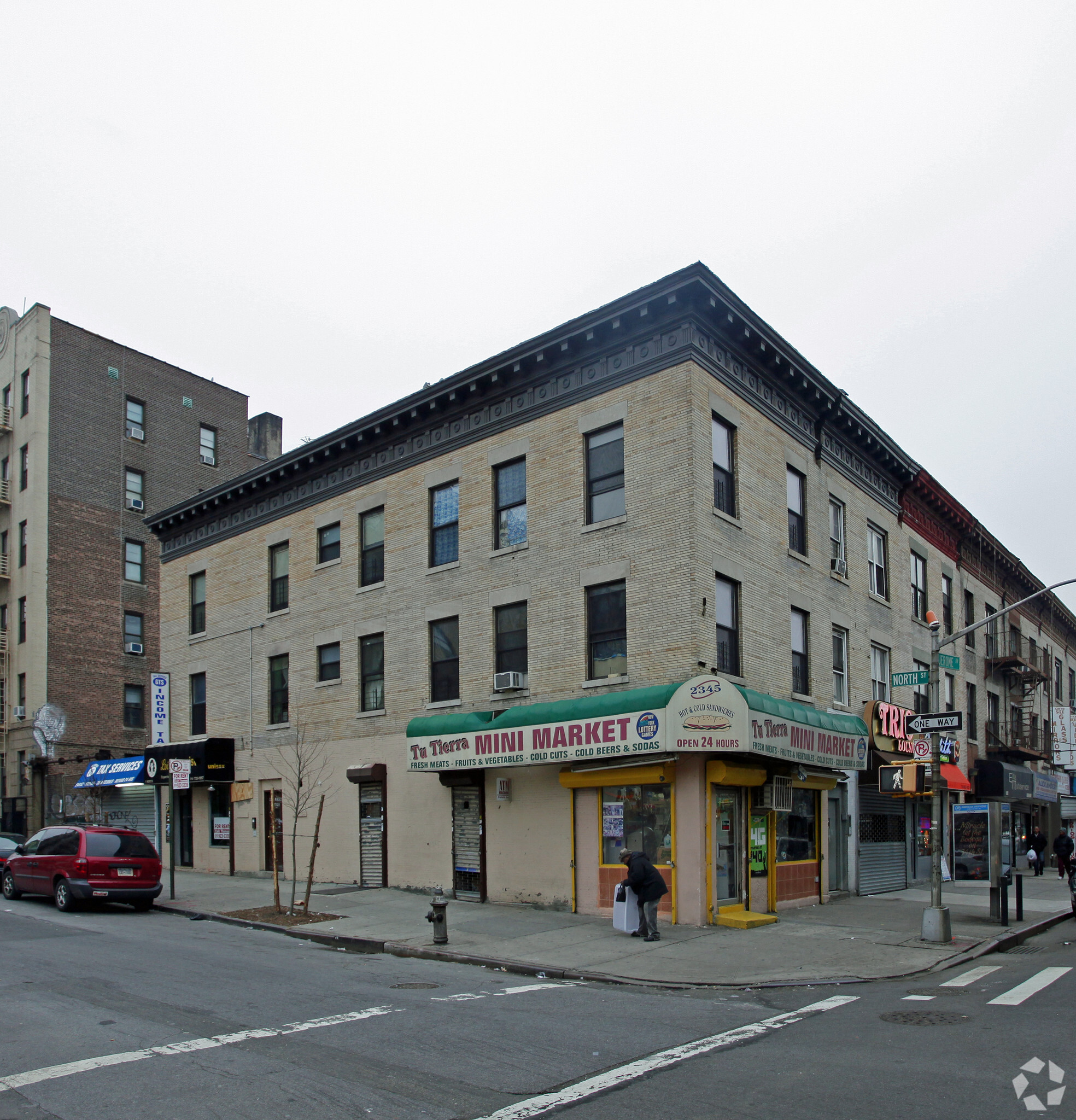 2345 Jerome Ave, Bronx, NY for sale Primary Photo- Image 1 of 1