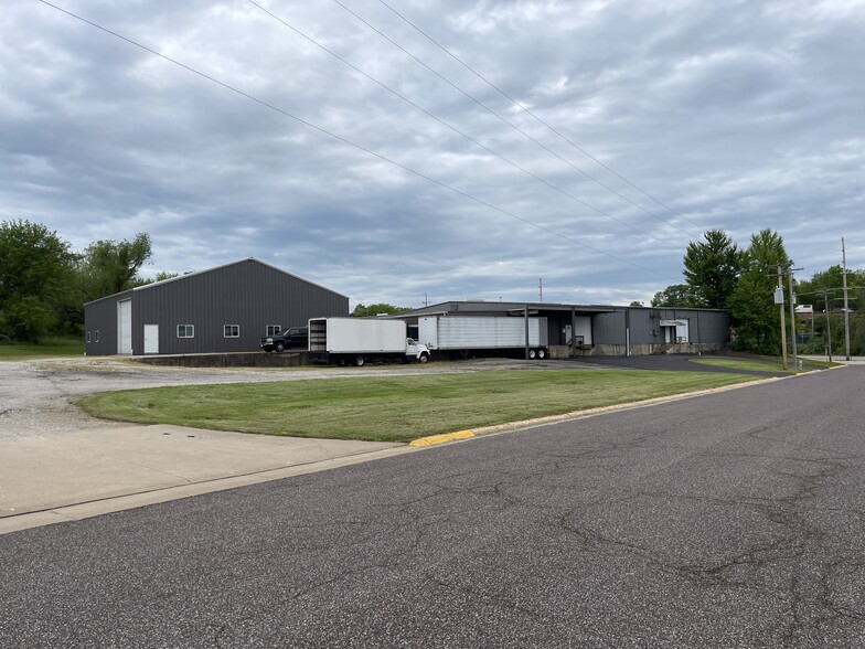 1200 Stafford St, Washington, MO for lease - Building Photo - Image 3 of 11