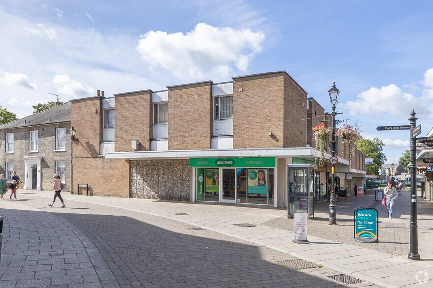 2-23 Riverside Walk, Thetford for lease - Primary Photo - Image 1 of 20