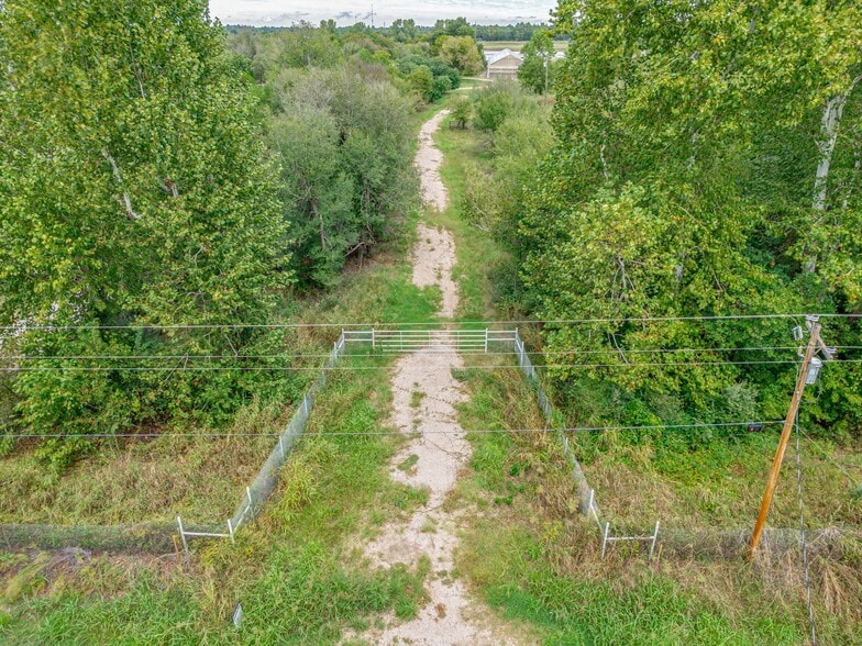 12647 SW 104th St, Mustang, OK for sale - Building Photo - Image 2 of 9