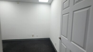 420 Federal Hwy, North Palm Beach, FL for lease - Commercial Listing Video