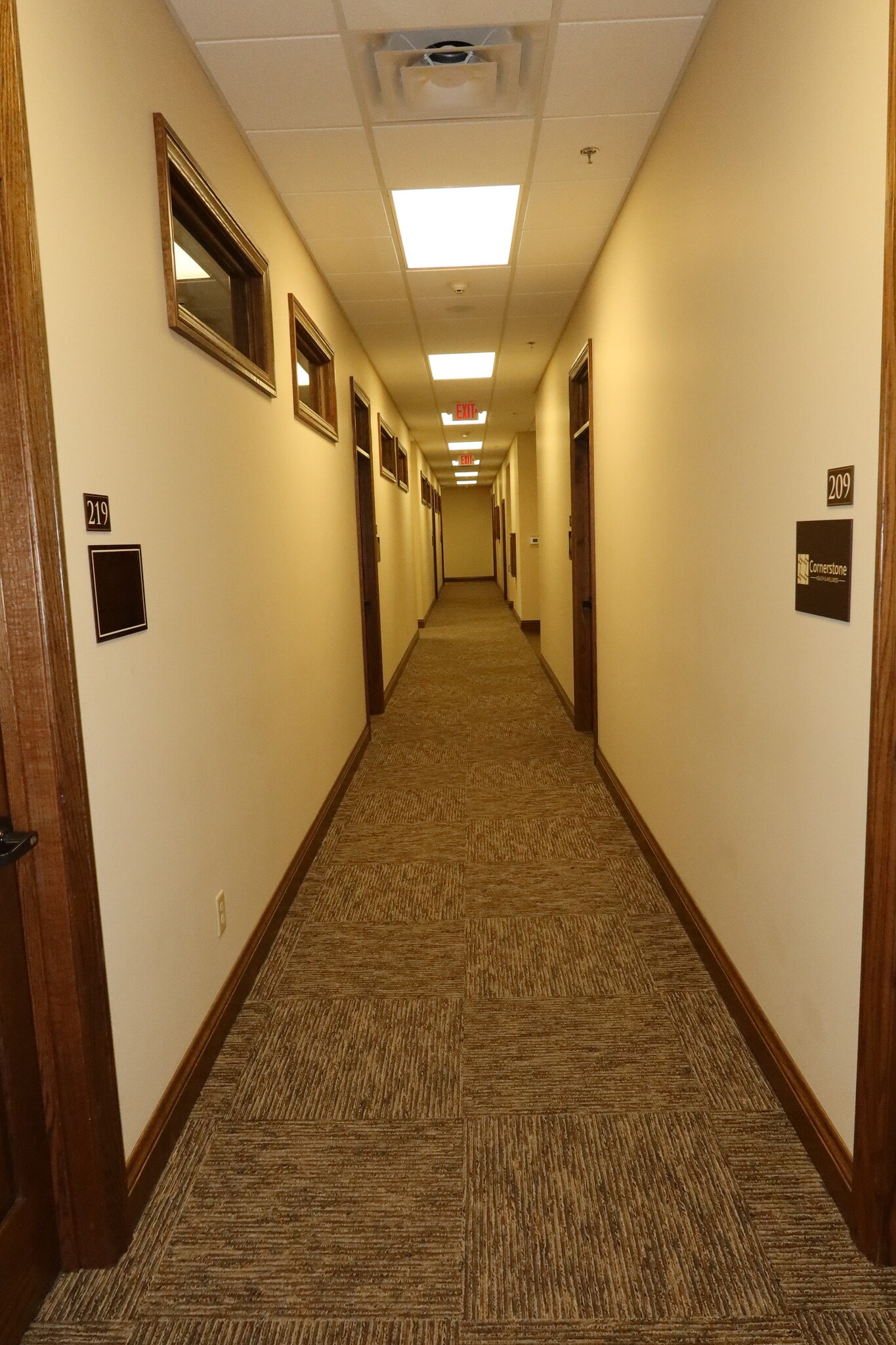 1801 W 32nd St, Joplin, MO for lease Interior Photo- Image 1 of 4