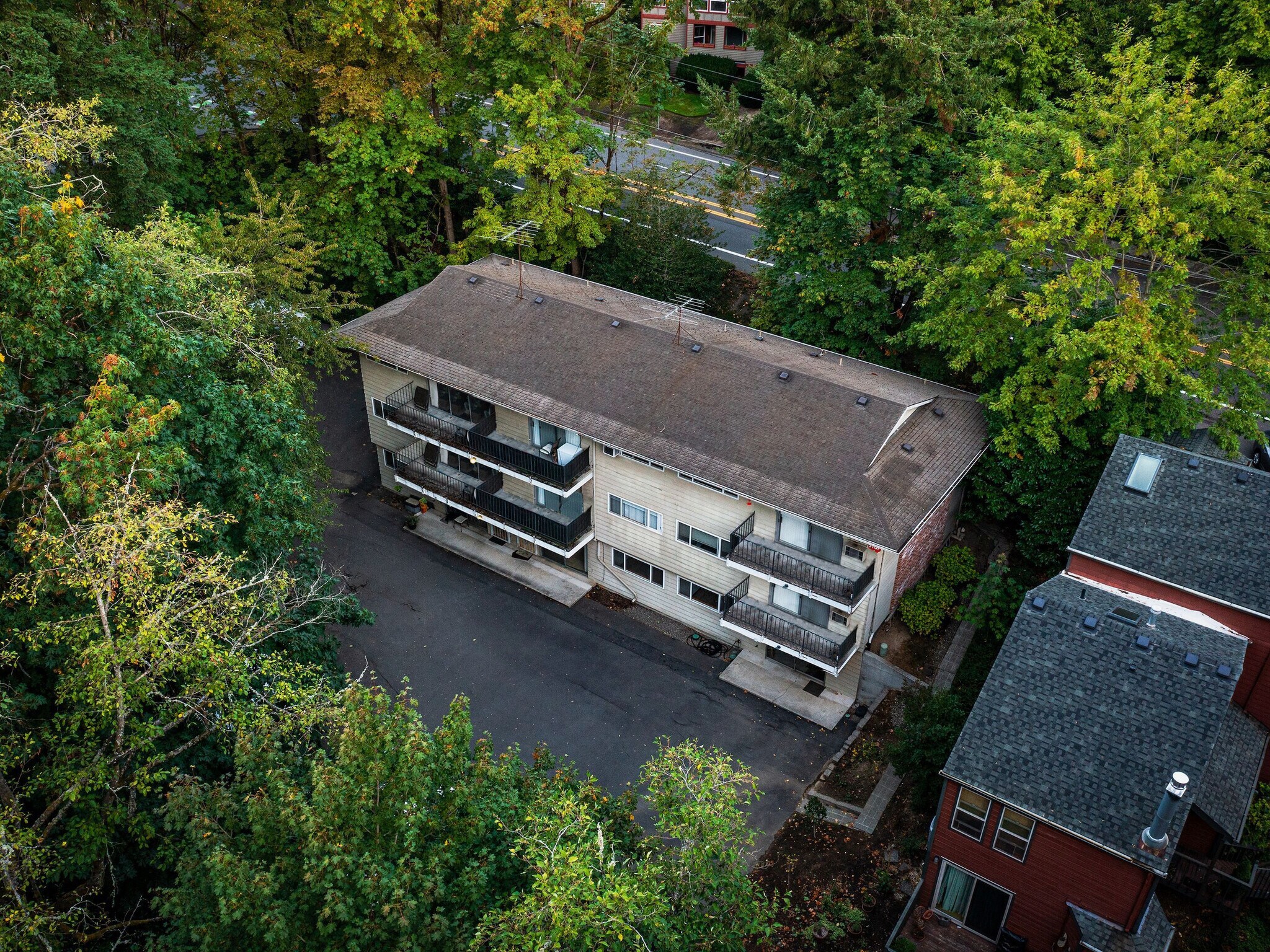 6202 SW Burlingame Ave, Portland, OR for sale Building Photo- Image 1 of 1