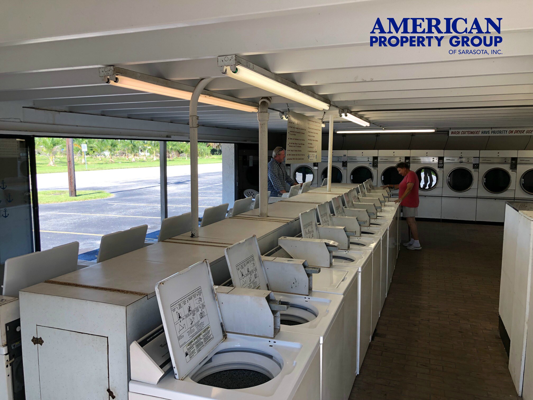 Investment Opportunity W/ Laundromat Palmetto, FL for Sale