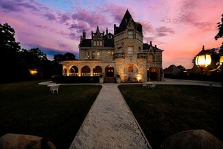 More details for 950 E Grayson St, San Antonio, TX - Specialty for Sale