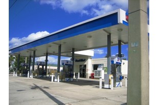 WINTER HAVEN GAS STATION & C-STORE FOR LEASE! - Gas Station