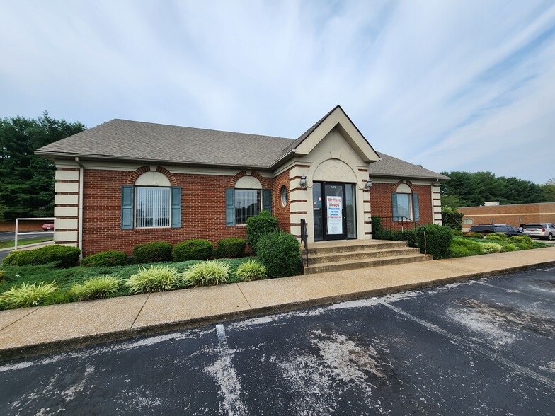 1475 Campbell Ln, Bowling Green, KY for lease - Building Photo - Image 3 of 12