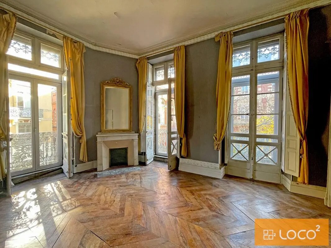 1 Place De La Bourse, Toulouse for lease Interior Photo- Image 1 of 8