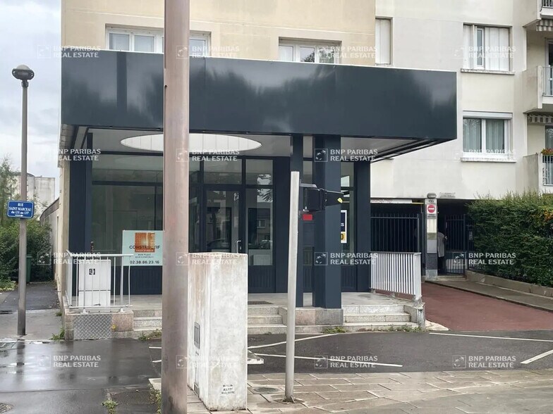 Office in Orléans for lease - Building Photo - Image 1 of 9