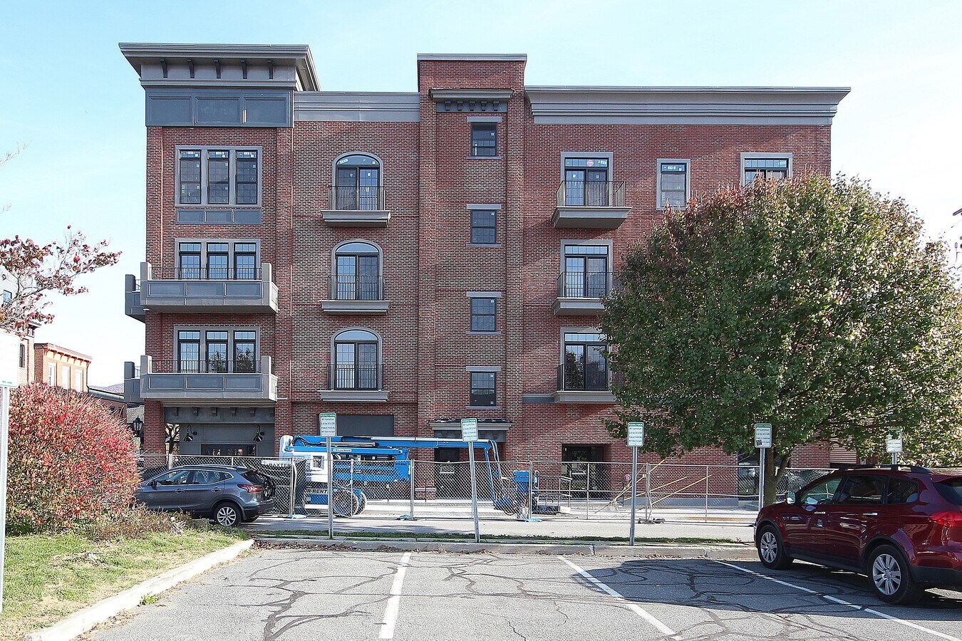 249 Main St, Beacon, NY 12508