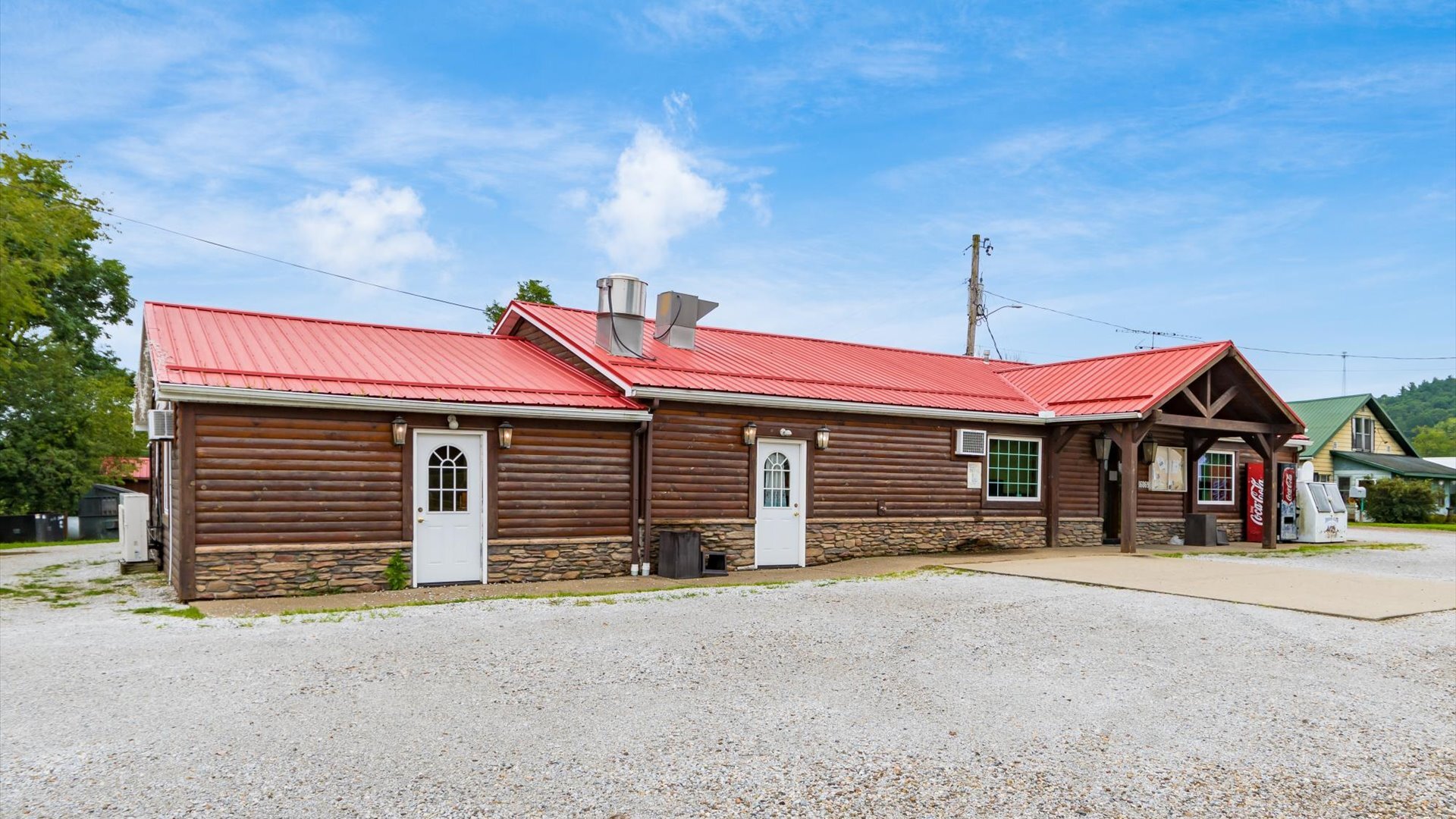 16869 Cadiz Rd  