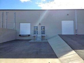 2120 Airport Flex Dr, Charlotte, NC for lease Interior Photo- Image 2 of 9