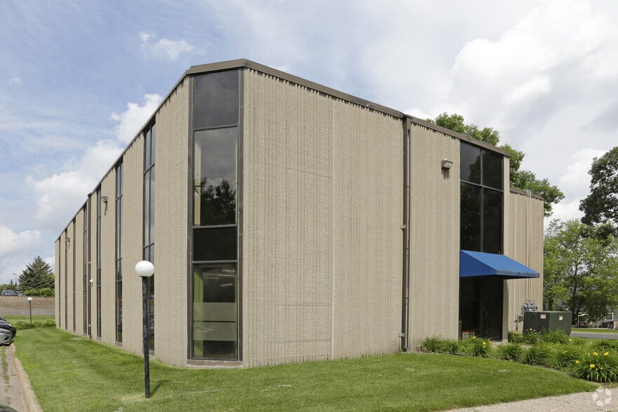 6240 N Quinwood Ln, Maple Grove, MN 55369 Office for Lease