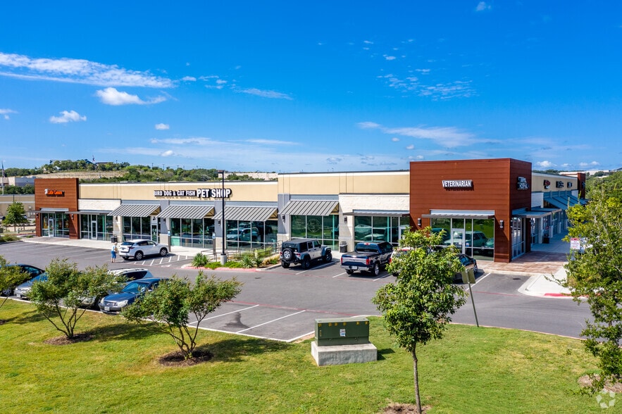 286 Singing Oaks, Spring Branch, TX for sale - Building Photo - Image 3 of 11