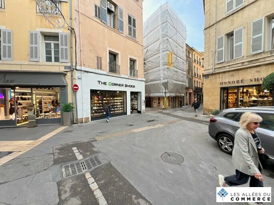 Retail in Aix-en-Provence for lease Building Photo- Image 1 of 4