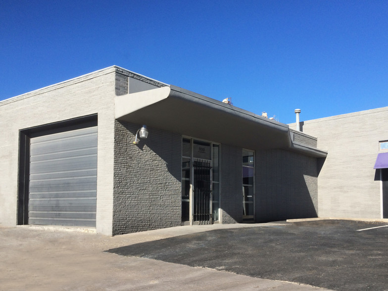 800 E 11th St, Wichita, KS for lease - Building Photo - Image 3 of 13