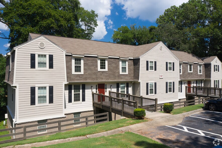 3325 Bridge Rd, Peachtree Corners, GA 30092