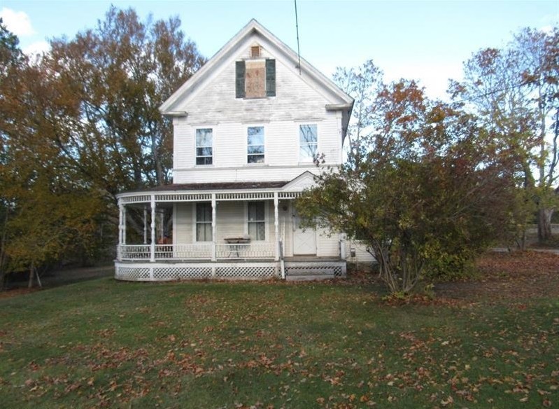 56 Church St, Deer Isle, ME for sale Primary Photo- Image 1 of 1