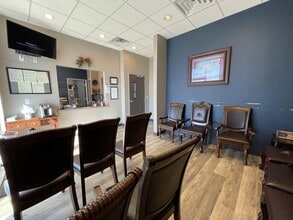 10932 N Riverside Dr, Fort Worth, TX for lease Interior Photo- Image 2 of 8