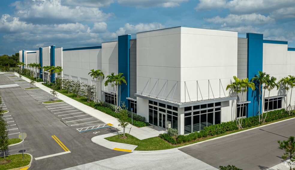 1971-1991 N Powerline Rd, Pompano Beach, FL for lease - Building Photo - Image 3 of 13