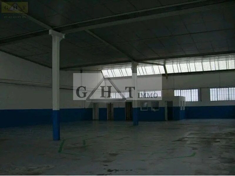 Vente Entrepôt 135 m² à 1 650 m² - Photo 1